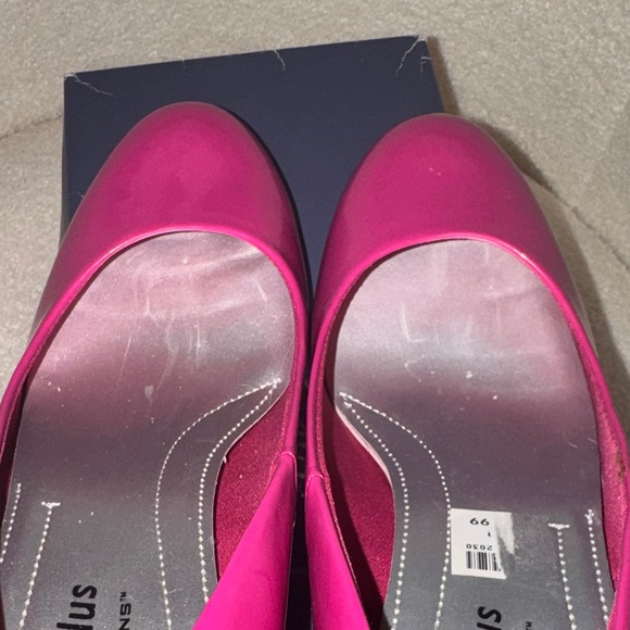 Comfort Plus by Predictions Fuchsia Womens Pumps - Picture 7 of 12